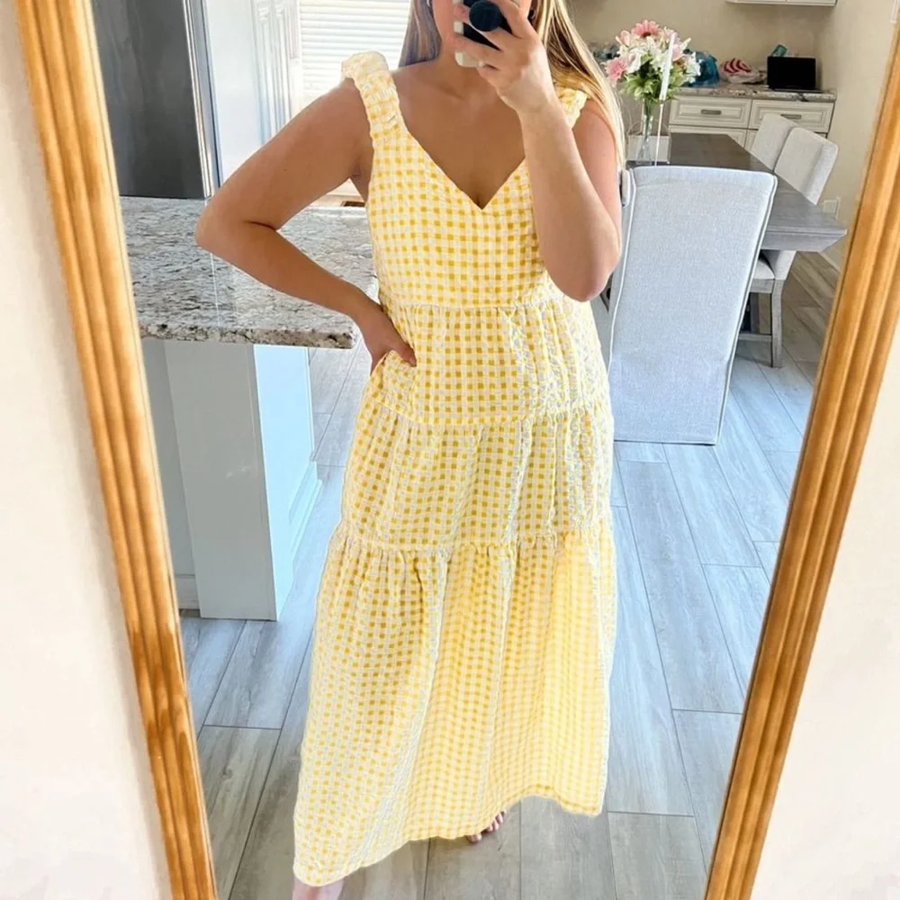 Old Navy Yellow Gingham Tiered Seersucker All-Day Maxi Dress Women's Size S - Picture 1 of 6